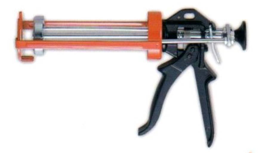 Three Smooth Caulking Gun (Roos type)