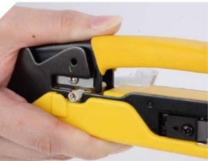 Pass Through RJ45 Tele Crimper Cable sizes: CAT5e, CAT6 / Connector type: EZ RJ45.